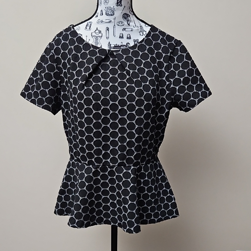 Elle Peplum Textured Polka Dot Short Sleeve Stretchy Top Women's Medium